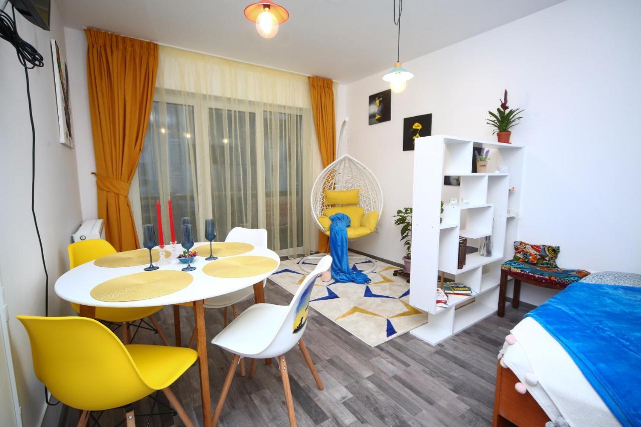 B&M Apartment Braşov Dış mekan fotoğraf