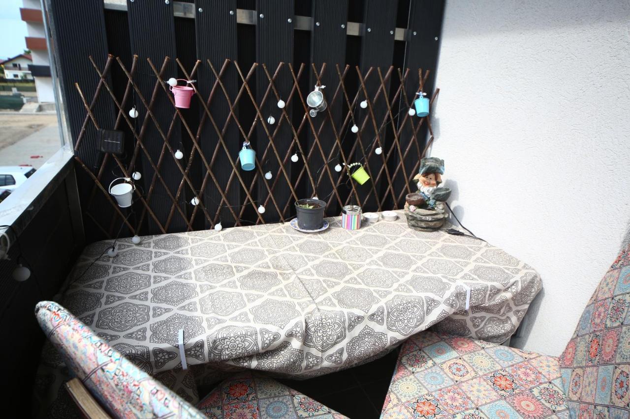 B&M Apartment Braşov Dış mekan fotoğraf